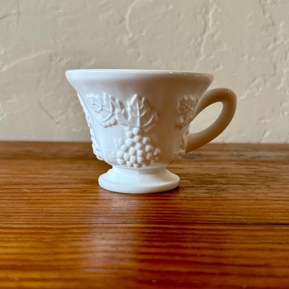 Vintage Indiana Glass Milk Glass Punch Cup – Grape and Leaf Pattern - Picture 3 of 12